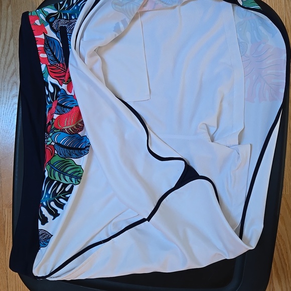 Greg Norman Tropical Leaf Print Golf Skirt - Picture 5 of 8